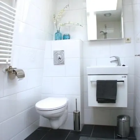 Canal House Apartment Amsterdam